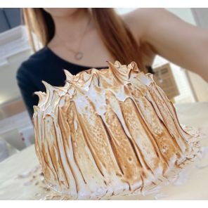 Baked Alaska Cake (18cm)